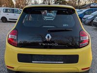 Gebraucht Renault Twingo 69 PS (50 kW) 2016 Gelb Kleinwagen