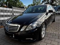 Gebraucht Mercedes E250 204 PS (150 kW) 2010 Schwarz Limousine