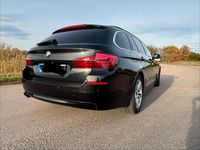 Gebraucht BMW 530 258 PS (189 kW) 2015 Schwarz Kombi