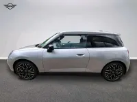 Gebraucht Mini Cooper SE Favoured 160 kW (218 PS) 2025 Grau Kleinwagen