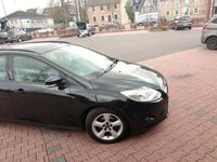 Gebraucht Ford Focus 115 PS (84 kW) 2012 Schwarz Kombi