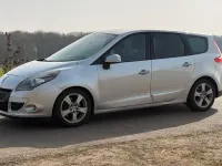 Gebraucht Renault Scénic III 135 PS (99 kW) 2009 Silber Van / Kleinbus