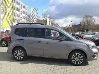 Neu Renault Kangoo Techno 131 PS (96 kW) 2026 Grau Van / Kleinbus