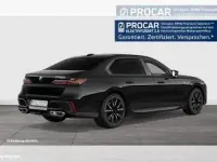 Gebraucht BMW 760 571 PS (419 kW) 2025 Schwarz (black sapphire) Limousine