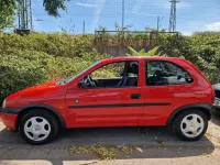 Gebraucht Opel Corsa 65 PS (47 kW) 1998 Rot Kleinwagen