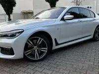 Gebraucht BMW 750 Shadowline 400 PS (294 kW) 2017 Weiß Limousine
