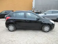 Second-hand Hyundai i20 77 CP (56 kW) 2012 Negru Hatchback
