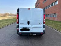 Gebraucht Renault Trafic 115 PS (84 kW) 2013 Weiß Van / Kleinbus