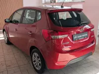 Gebraucht Hyundai ix20 125 PS (91 kW) 2016 Rot Kleinwagen