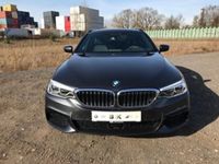 Gebraucht BMW 520 M Sport 190 PS (139 kW) 2020 Grau metallic Kombi