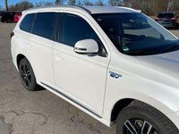 Gebraucht Mitsubishi Outlander P-HEV Spirit 224 PS (164 kW) 2021 Weiß SUV