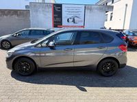 Gebraucht BMW 218 Advantage 150 PS (110 kW) 2018 Grau Kombi