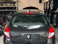 Gebraucht Renault Clio 75 PS (55 kW) 2011 Schwarz Kleinwagen