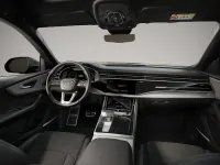 Gebraucht Audi Q8 Ambiente 286 PS (210 kW) 2026 Manufacturer SUV