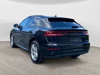 Gebraucht Audi Q8 Ambiente 286 PS (210 kW) 2022 Mythosschwarz metallic SUV
