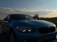 Gebraucht BMW 118 Advantage 150 PS (110 kW) 2018 Blau Kleinwagen