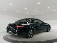 Gebraucht Mercedes E400 Avantgarde 330 PS (242 kW) 2022 Obsidianschwarz metallic Coupé