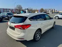 Używany Ford Focus Titanium 150 KM (110 kW) 2019 Biały Kombi