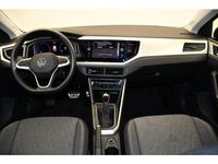 Gebraucht VW Polo Move 95 PS (69 kW) 2023 Deep black perleffekt Kleinwagen