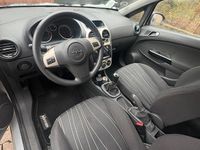 Gebraucht Opel Corsa 90 PS (66 kW) 2008 Silber Kleinwagen