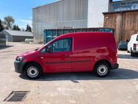 Second-hand VW Caddy 102 CP (75 kW) 2012 Roșu Monovolum