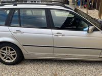 Gebraucht BMW 318 118 PS (86 kW) 2001 Grau Kombi