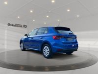 Gebraucht Skoda Fabia Active 65 PS (47 kW) 2023 Raceblau metallic Kleinwagen