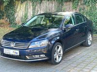 Gebraucht VW Passat Comfortline 150 PS (110 kW) 2012 Blau Limousine