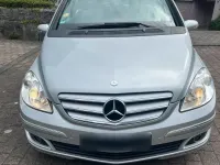 Gebraucht Mercedes B200 140 PS (102 kW) 2006 Silber Van / Kleinbus
