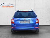 Gebraucht Skoda Octavia 140 PS (102 kW) 2015 Raceblau metallic Kleinwagen