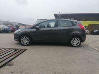 Second-hand Ford Fiesta Trend 82 CP (60 kW) 2016 Gri Hatchback