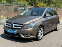 Gebraucht Mercedes B180 109 PS (80 kW) 2013 Grau Kleinwagen