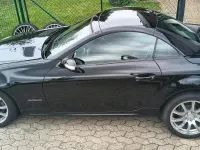 Second-hand Mercedes SLK200 163 CP (119 kW) 2006 Negru Cabrio