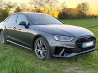 Używany Audi A4 S-Line 150 KM (110 kW) 2024 Szary Sedan/Limuzyna