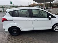 Gebraucht Ford B-MAX Ambiente 90 PS (66 kW) 2013 Weiß Van / Kleinbus