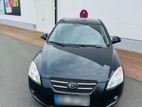 Second-hand Kia Ceed 109 CP (80 kW) 2009 Negru Hatchback