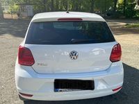 Gebraucht VW Polo Allstar 60 PS (44 kW) 2016 Weiß Limousine