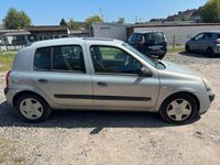 Second-hand Renault Clio II 98 CP (72 kW) 2003 Hatchback