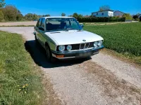 Gebraucht BMW 518 105 PS (77 kW) 1987 Weiß Limousine