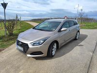Gebraucht Hyundai i40 Premium 116 PS (85 kW) 2015 Beige Kombi