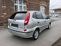 Gebraucht Nissan Almera 116 PS (85 kW) 2004 Grau Van / Kleinbus