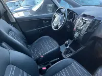 Używany Kia Venga 125 KM (91 kW) 2010 Czarny Hatchback