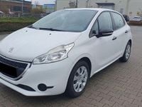 Gebraucht Peugeot 208 Access 68 PS (50 kW) 2014 Weiß Kleinwagen