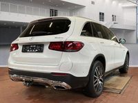 Gebraucht Mercedes GLC300e 320 PS (235 kW) 2021 Polarweiss SUV