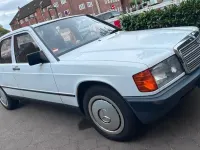 Gebraucht Mercedes 190 102 PS (75 kW) 1988 Limousine