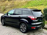 Gebraucht Ford Kuga ST-Line 150 PS (110 kW) 2017 Schwarz SUV