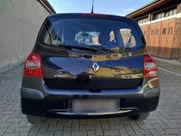 Second-hand Renault Twingo 76 CP (55 kW) 2009 Negru Hatchback