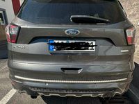 Gebraucht Ford Kuga ST-Line 242 PS (177 kW) 2018 Grau SUV