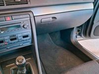 Gebraucht Audi A4 130 PS (95 kW) 2005 Grau Limousine