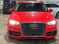 Gebraucht Audi A3 Sportback e-tron Ambiente 150 PS (110 kW) 2015 Rot Kleinwagen